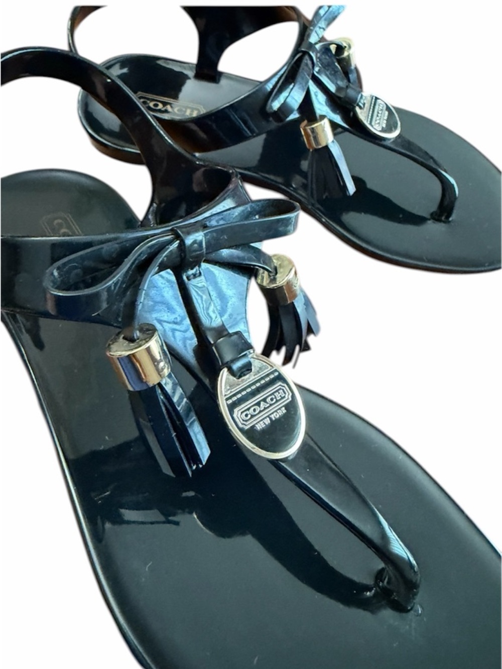 Coach Black Helma Patent T-Strap Jelly Sandals with Bow & Charm. Size 6 - Picture 5 of 8